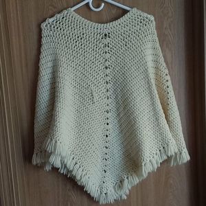 Vintage Cream-Colored Acrylic Poncho